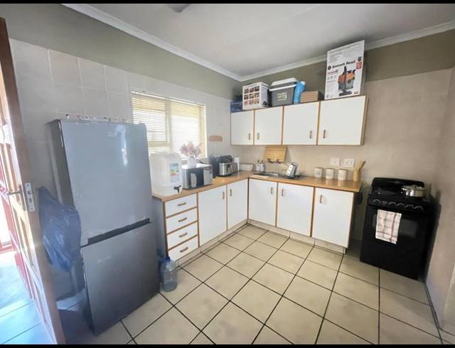 1 BEDROOM APARTMENT FOR SALE IN DASSIE RAND